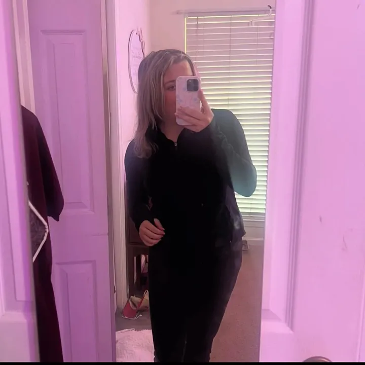 @savannahinezharrisonn