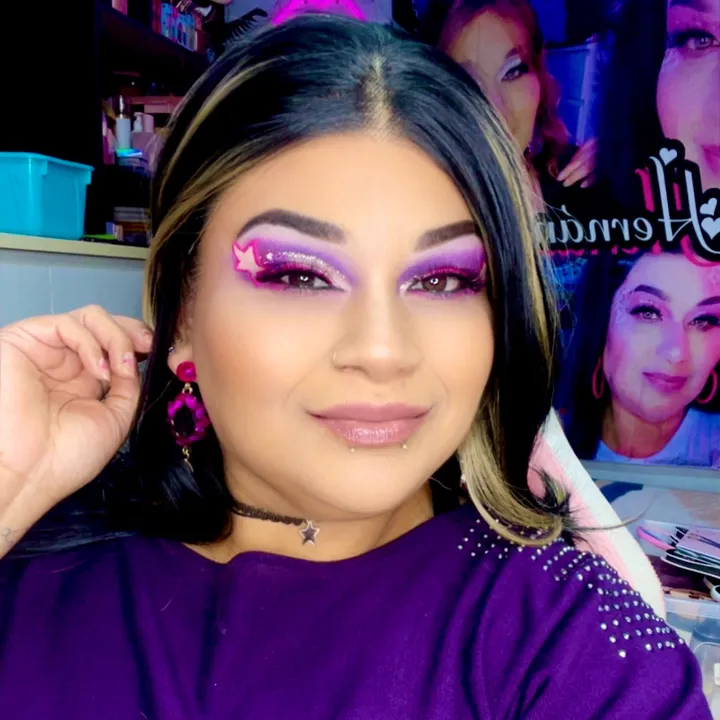 bellahernandez_76