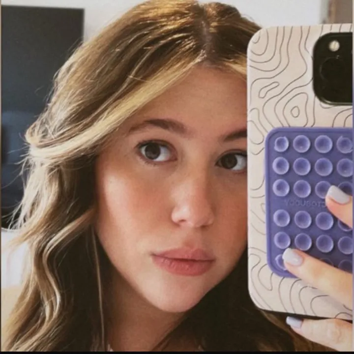 emma_avital