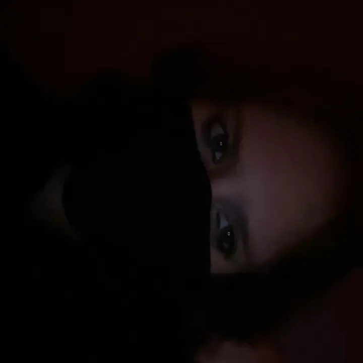 girl.in.the.black15