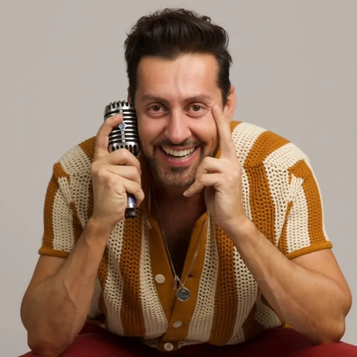 @maxcomedian