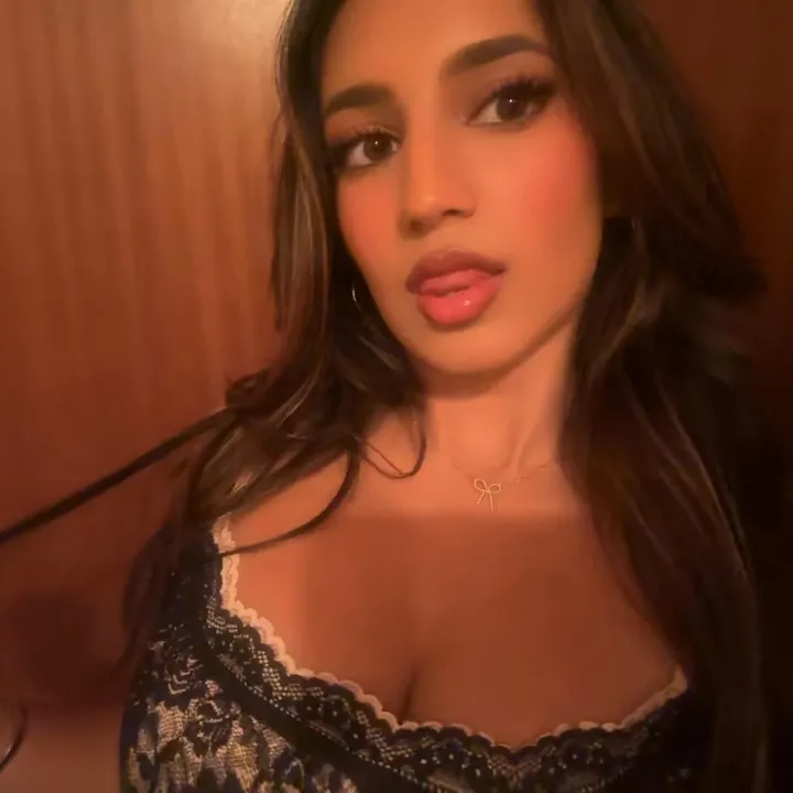 @vedikaxsinha