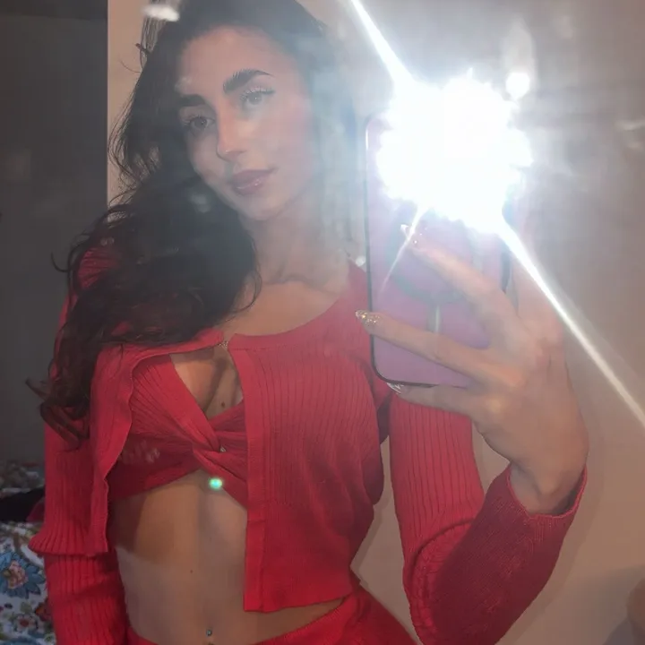 @lizzy.iz.buzy
