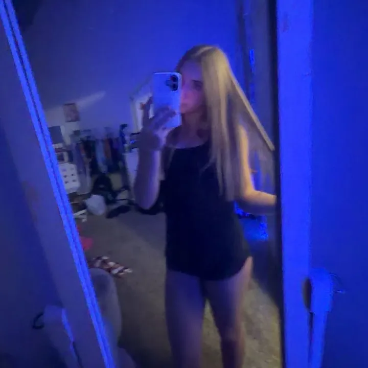 alexis__bree