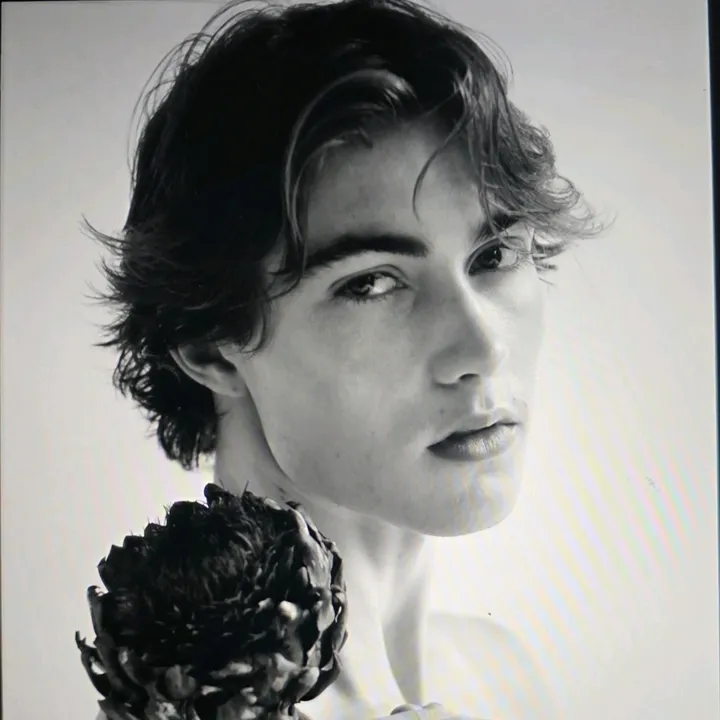 greyson_songrey