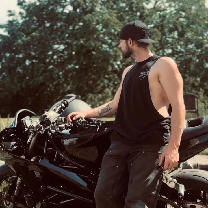 adamg3406