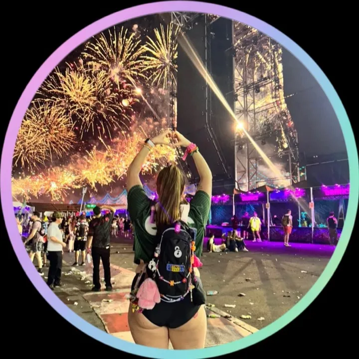 rave.bae.melissa