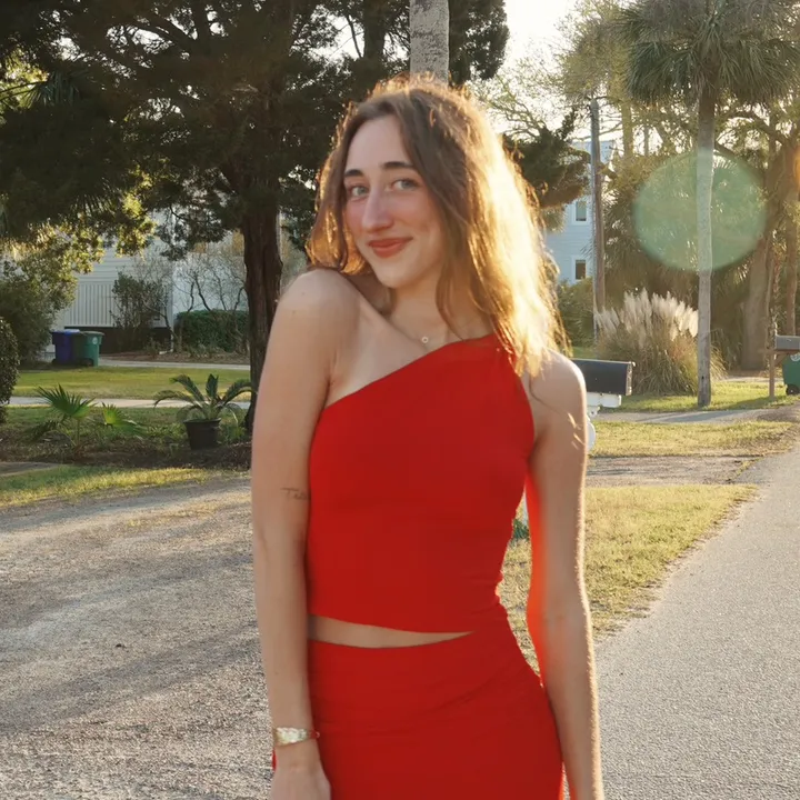 ayla.1356