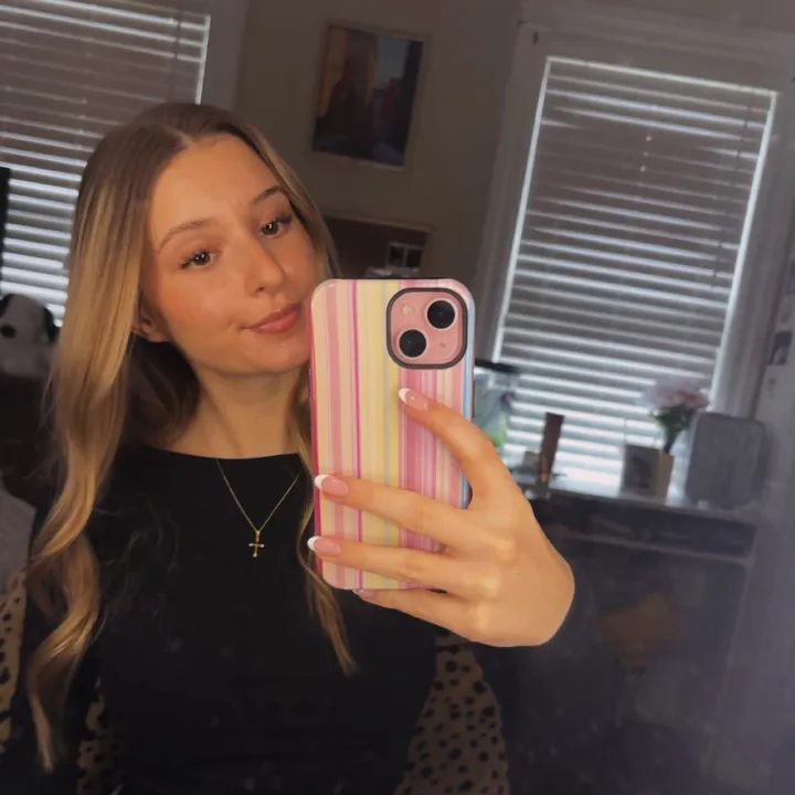 abbyholzz