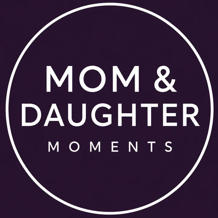 mom.daughter.moments
