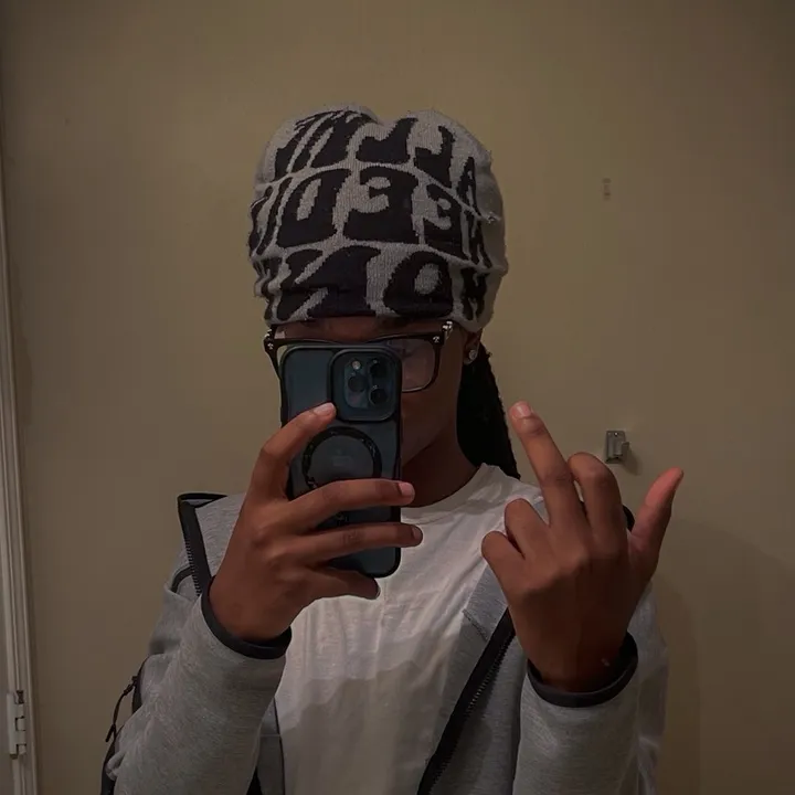 @imkrayvenkayy_