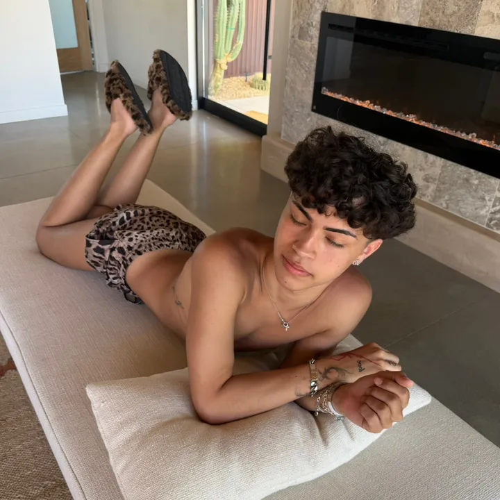 @chrispoohh