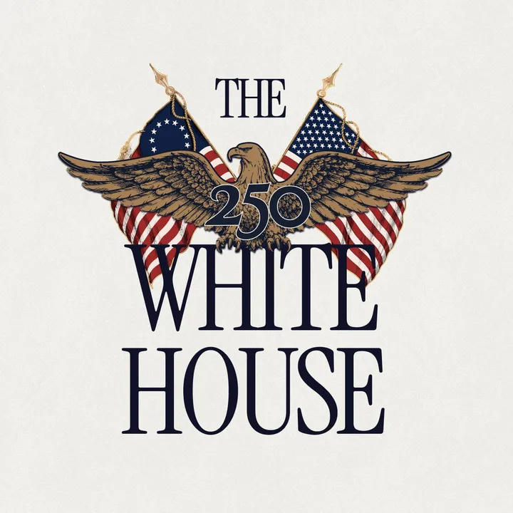 @whitehouse