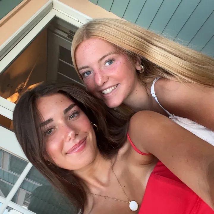 ella..schultz