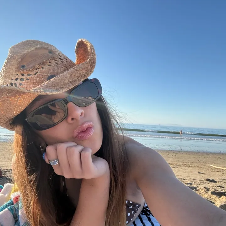 mia.andazola