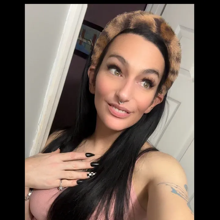 hayley_rose_1111