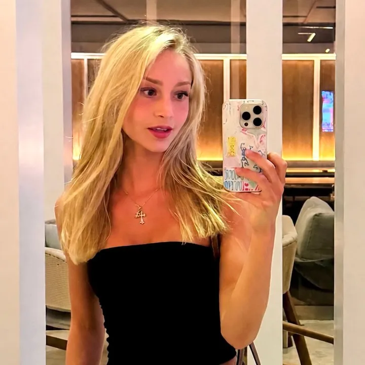 jacqueline.elsaa