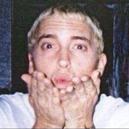 🎶🫧🐞 - JUSTIN