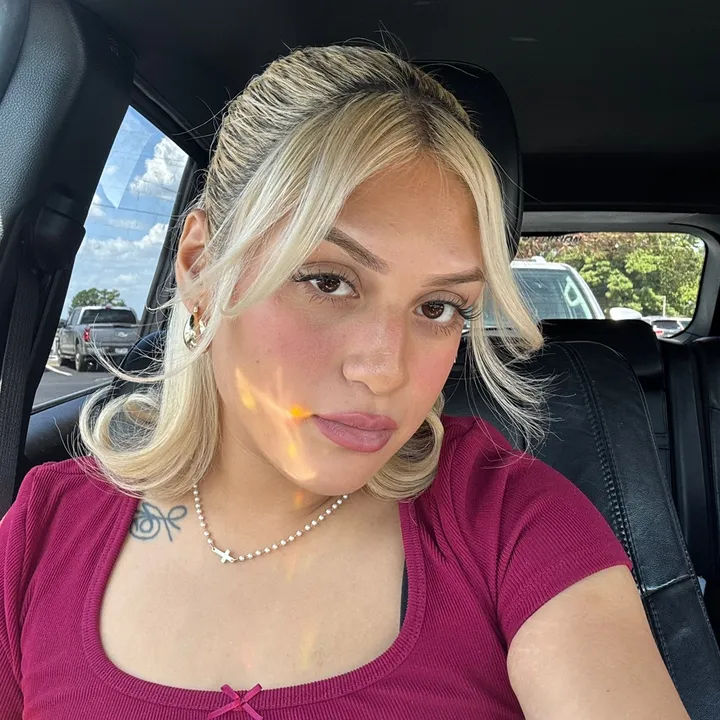 leslygonzalez._