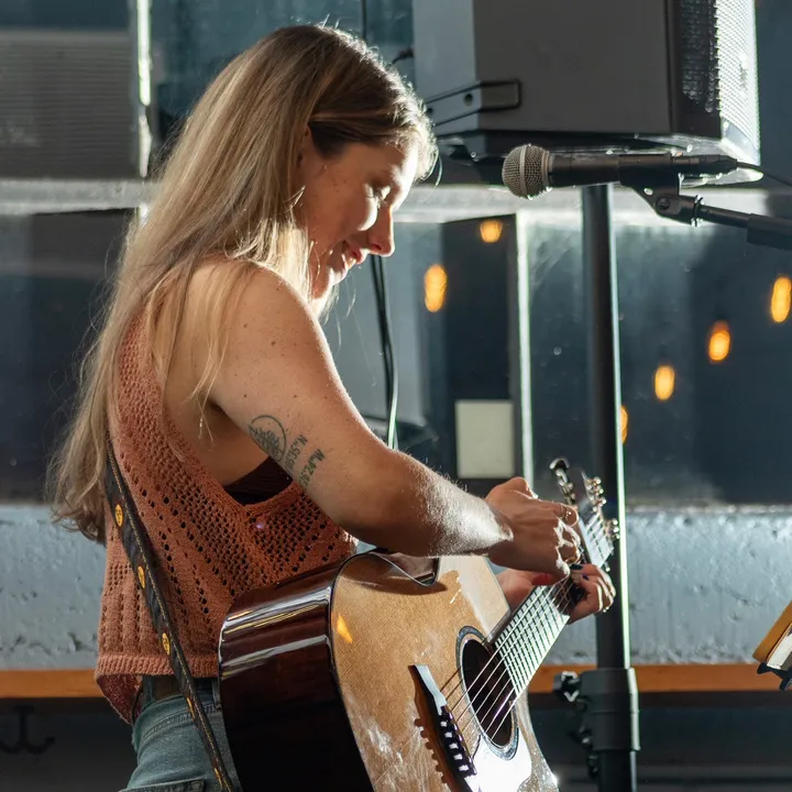 emmahenningmusic