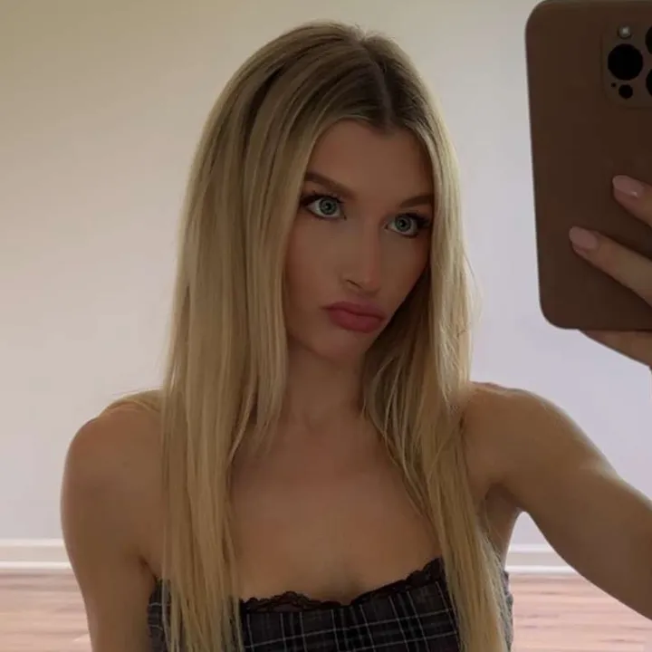 @kylayesenoskyy