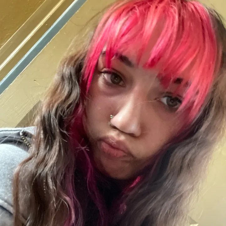 queenzee._420