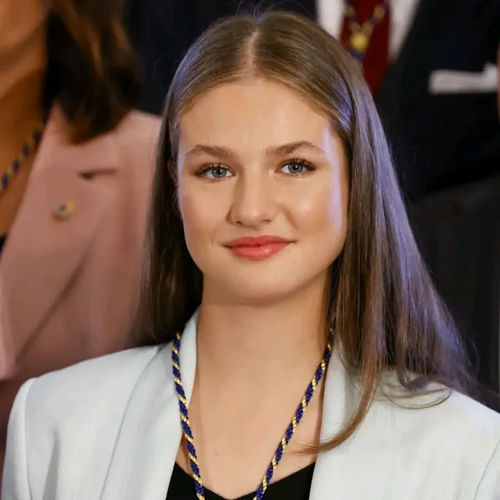 leonorthefirst2
