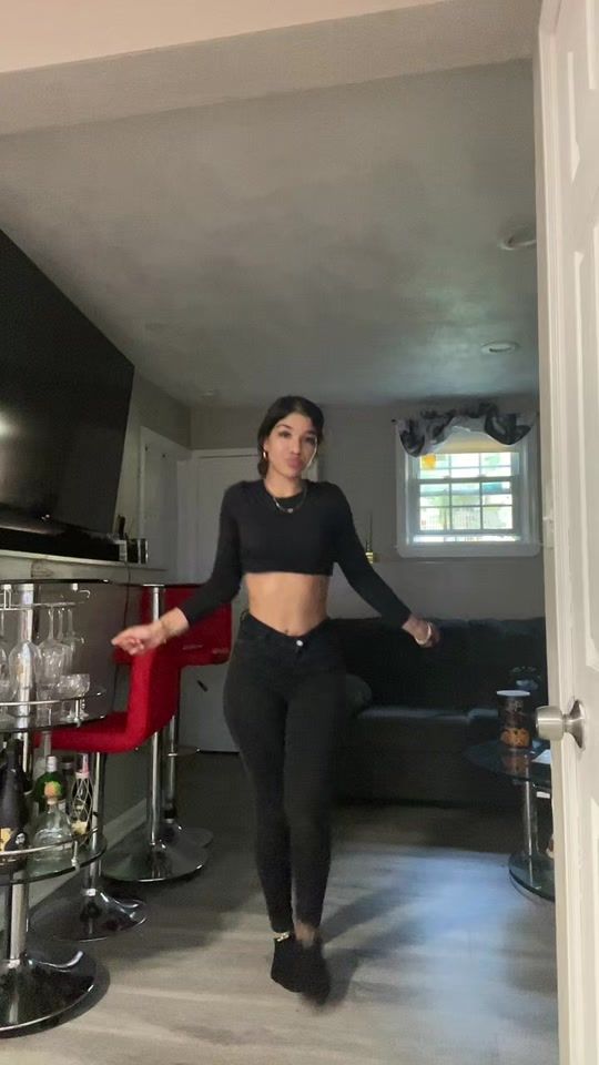 TikTok video thumbnail by idkwhosthisfrr