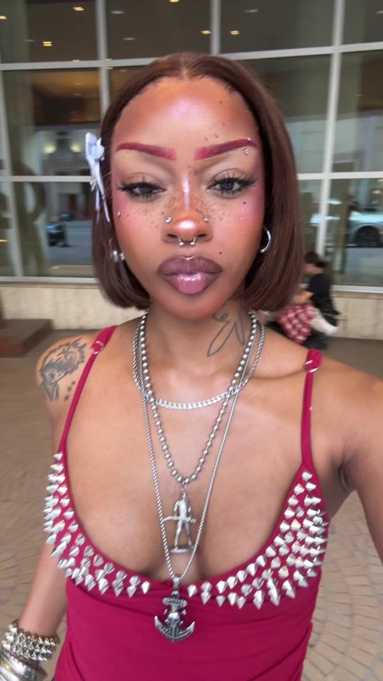 TikTok video thumbnail by himynamesunsirae