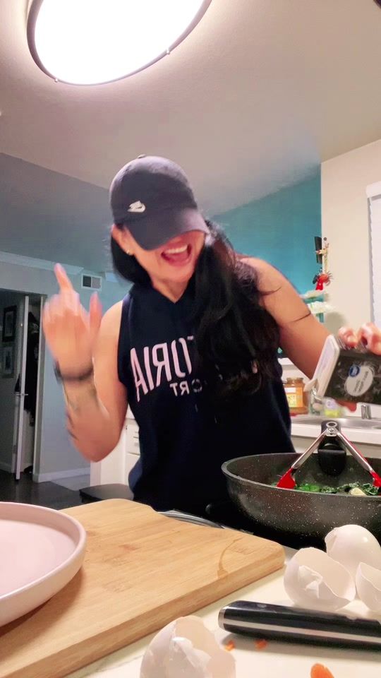 TikTok video thumbnail by la_potrilla_