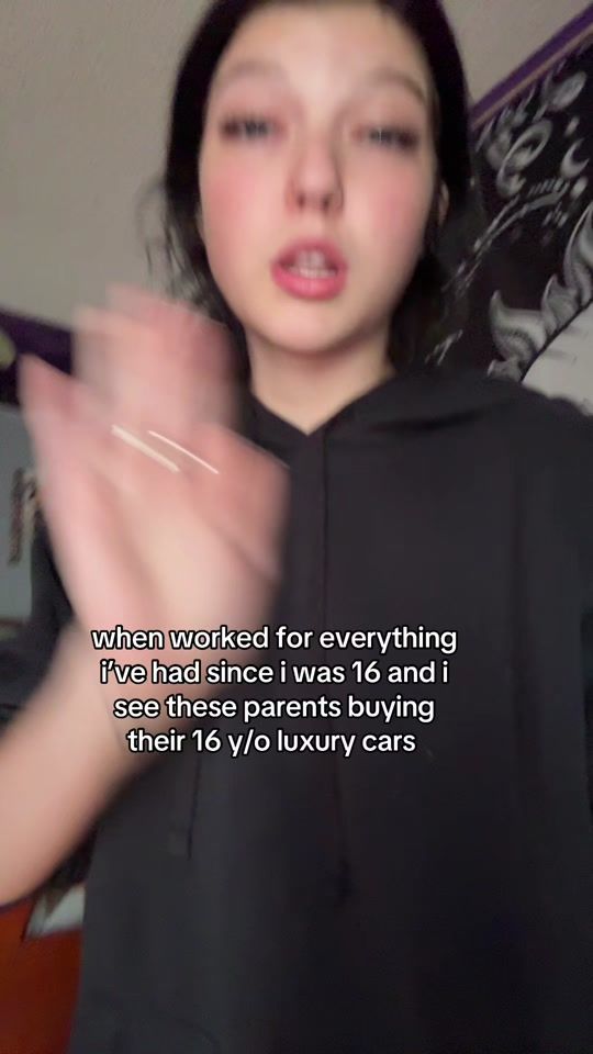 TikTok video thumbnail by lindzi_