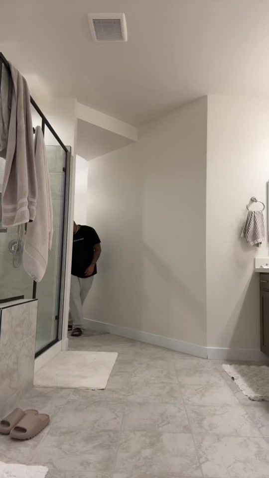 TikTok video thumbnail by larobenz