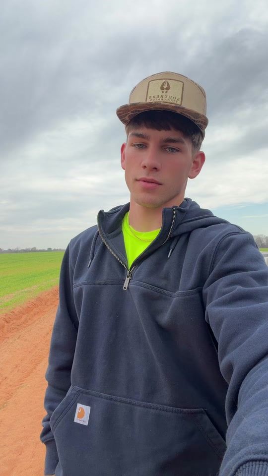 TikTok video thumbnail by caydenvinson_