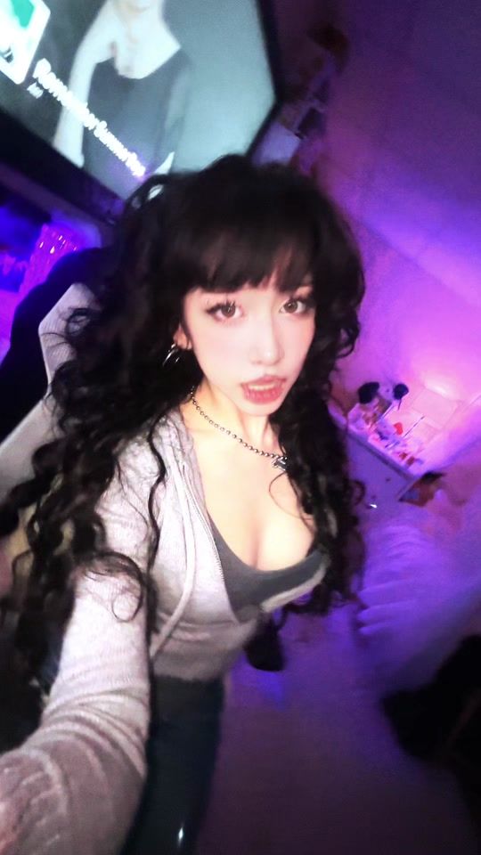 TikTok video thumbnail by unhingeddollx