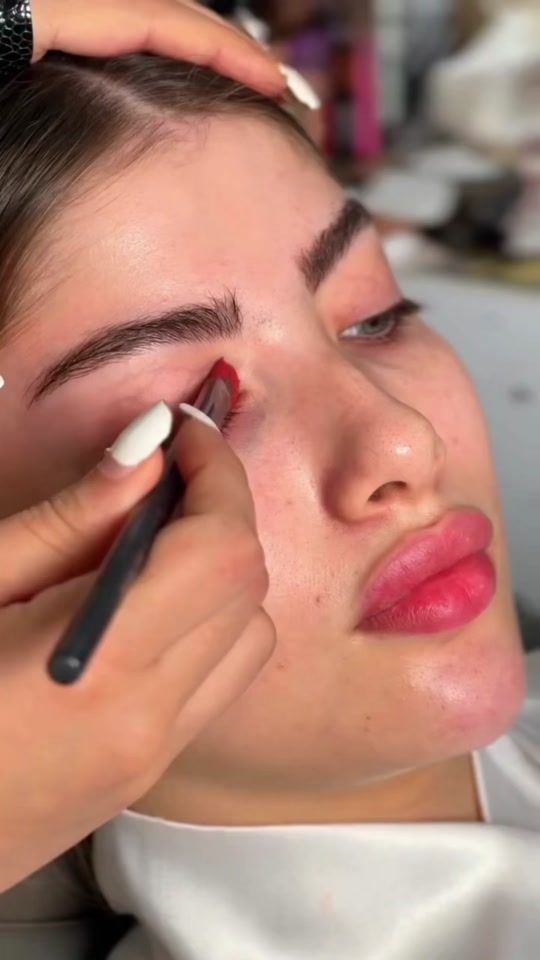 TikTok video thumbnail by makeup.tutorial.world