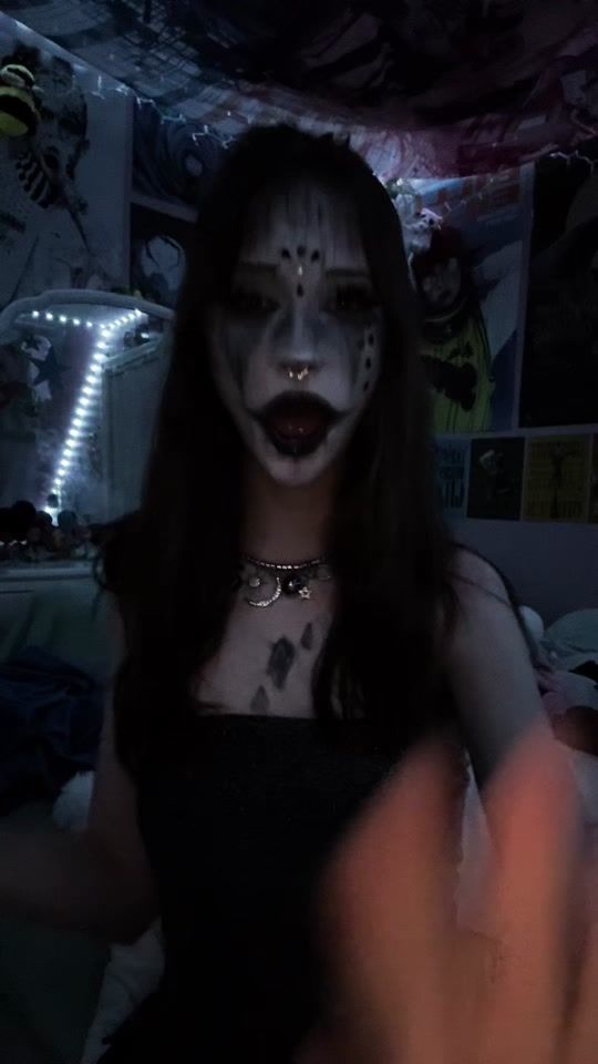 TikTok video thumbnail by addsshad0w