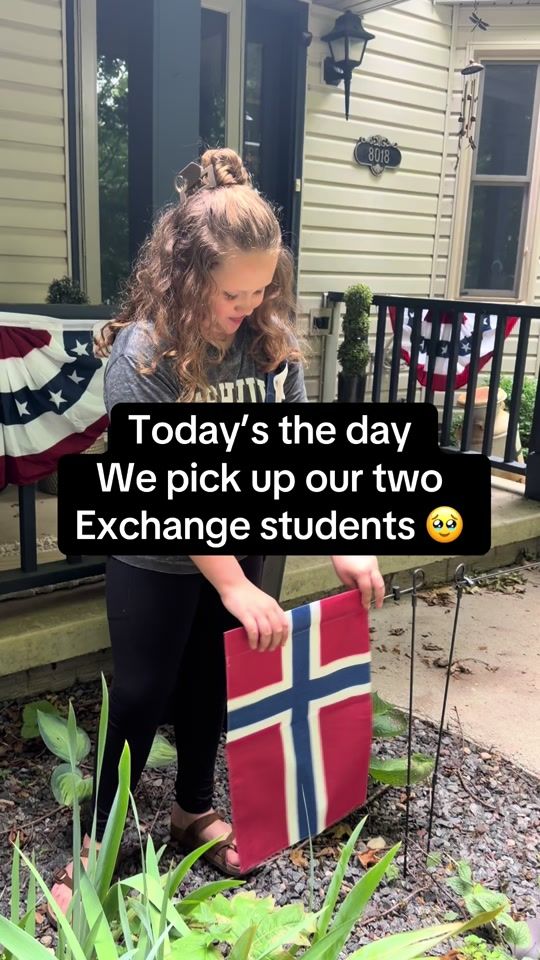 TikTok using Unwritten
