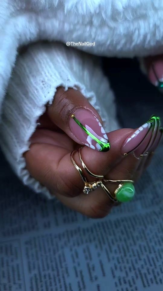 TikTok using No Love (with SZA)