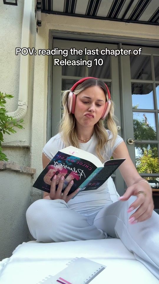 TikTok video thumbnail by yannareads